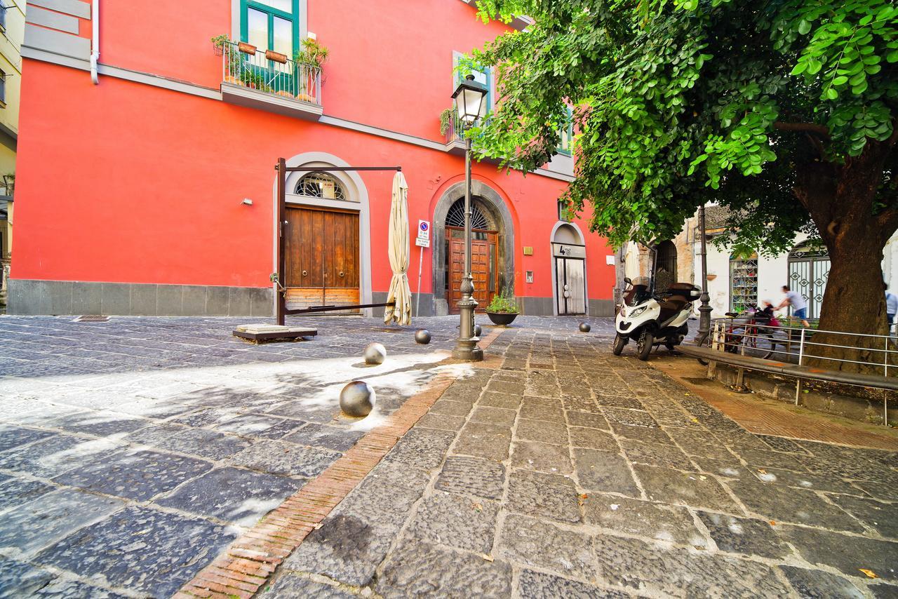 Bed And Travel Apartment Dogana Regia 15 Salerno Exteriör bild