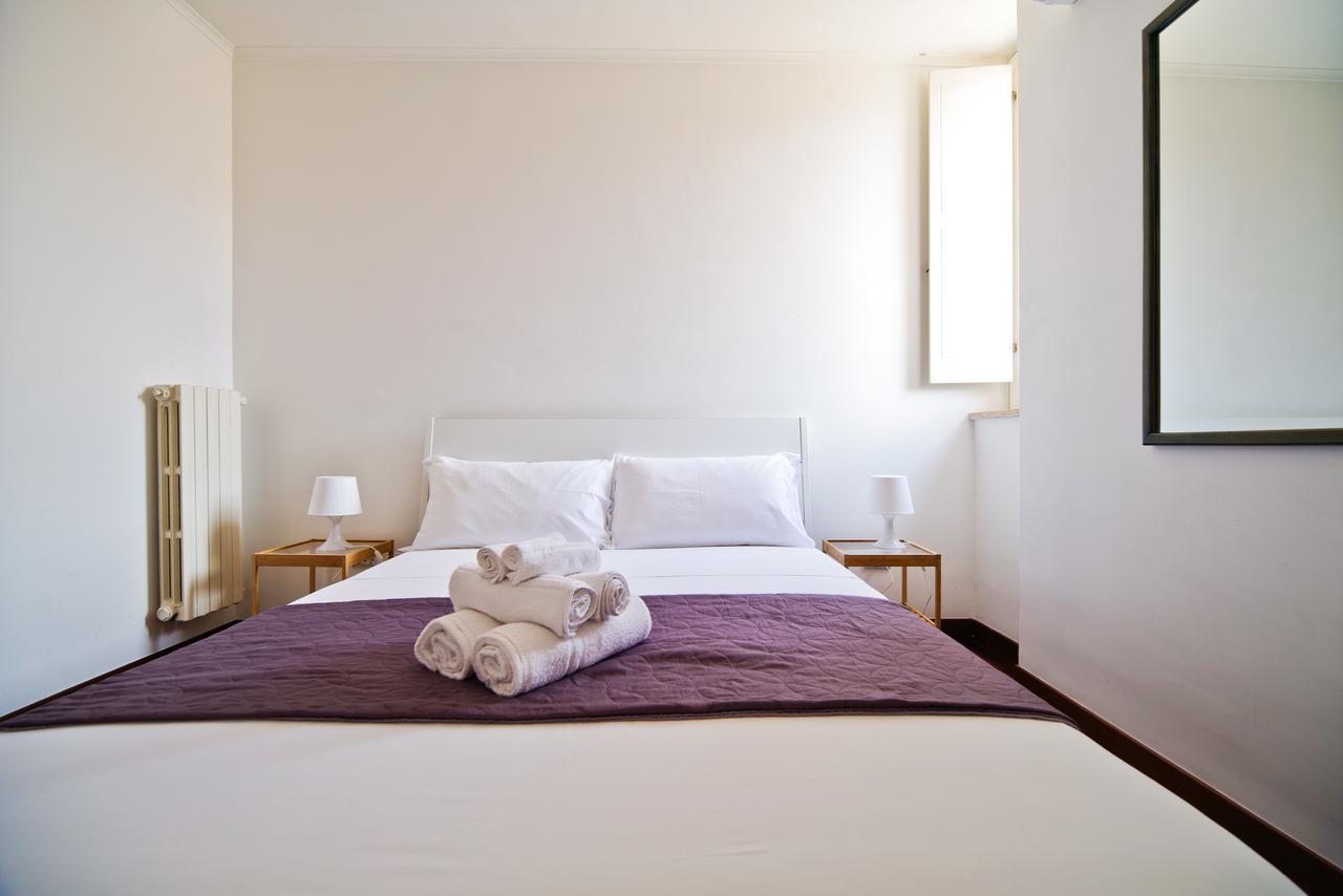 Bed And Travel Apartment Dogana Regia 15 Salerno Exteriör bild