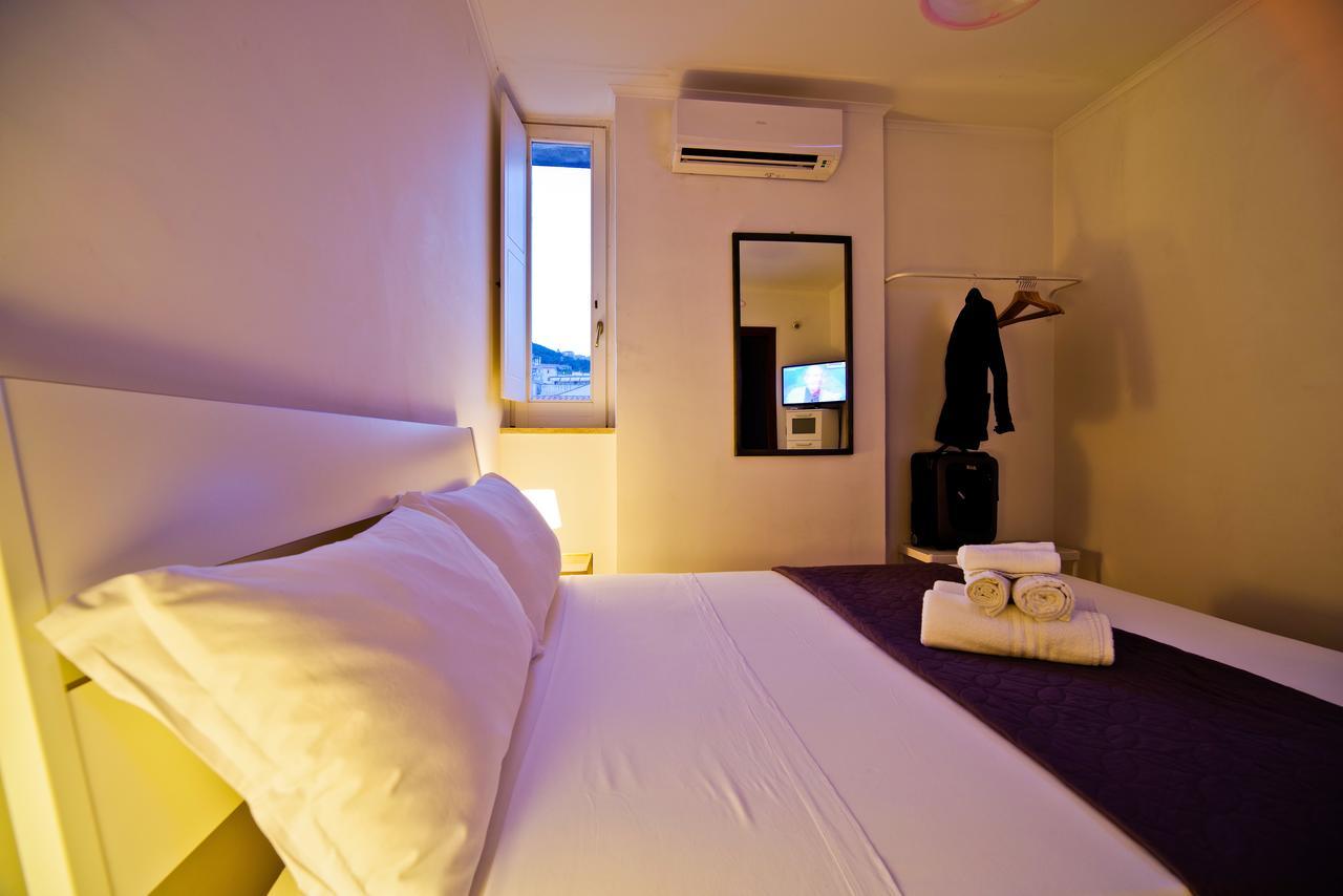 Bed And Travel Apartment Dogana Regia 15 Salerno Exteriör bild
